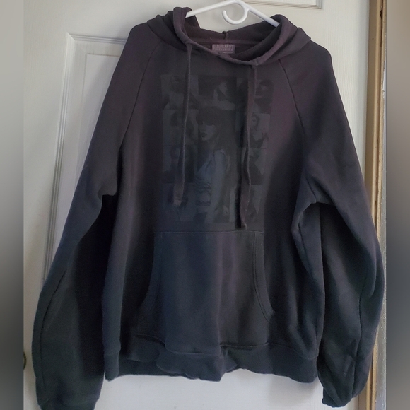 Taylor Swift The Eras Tour Gray Hoodie, Size Medium - Picture 2 of 7